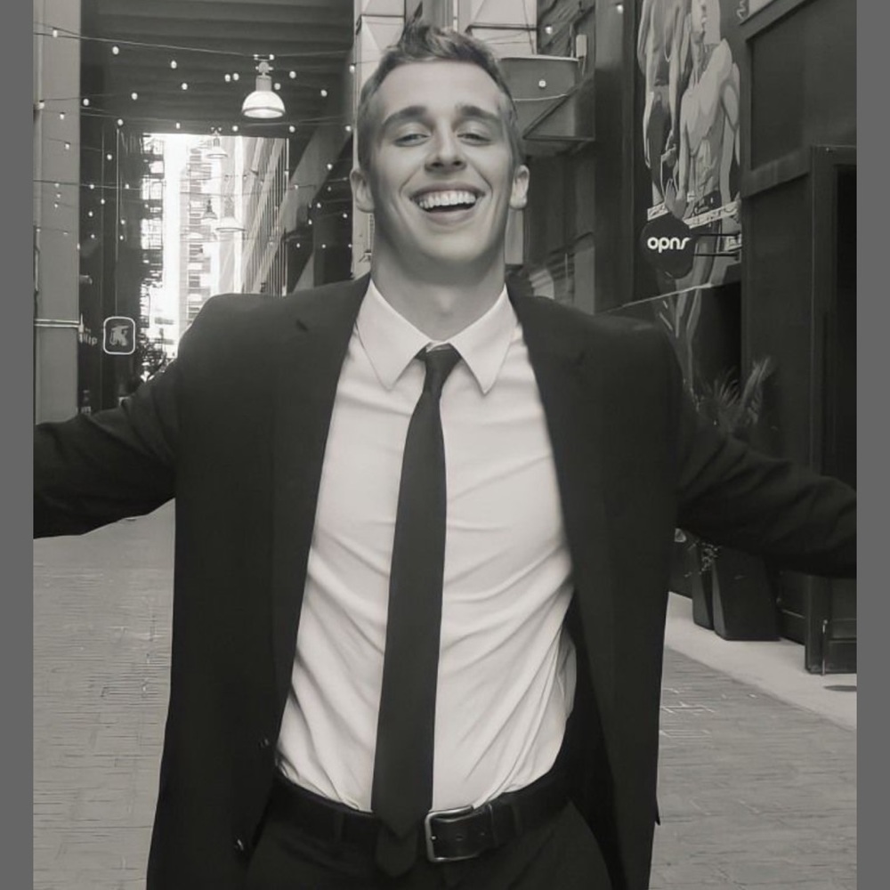 Meet your Posher, Andrew
